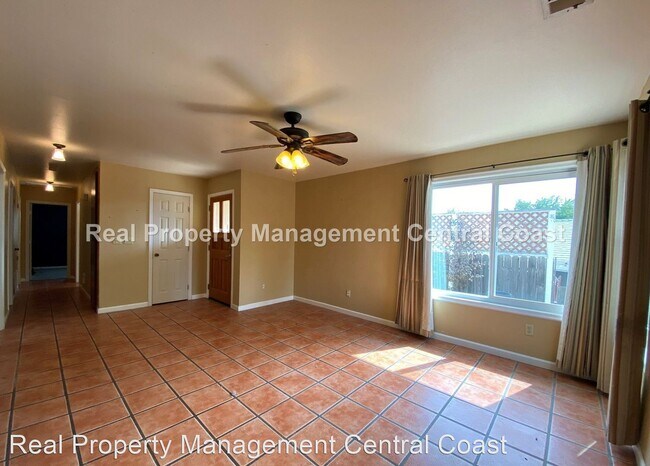 Building Photo - 3 br, 1.5 bath House - 1256 Terebinth Lane