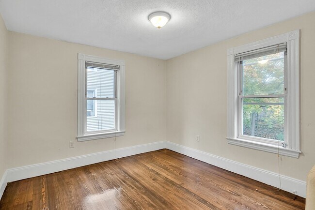 Bedroom 1 - 26 John St