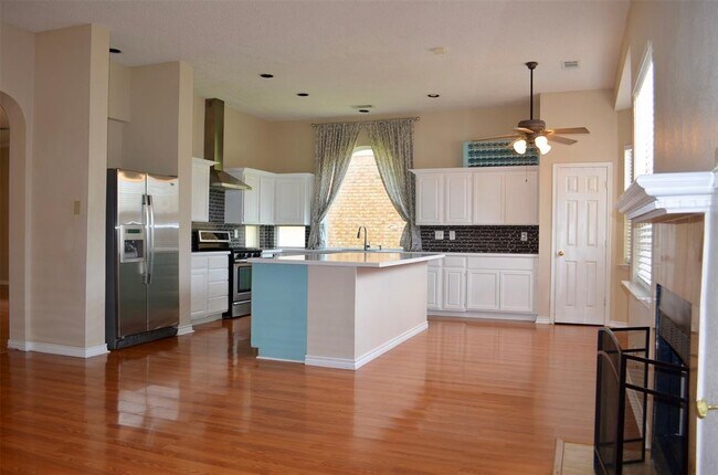 Building Photo - 2124 Fawn Ridge Trail