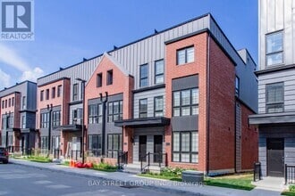 Building Photo - 114 Alton Cres