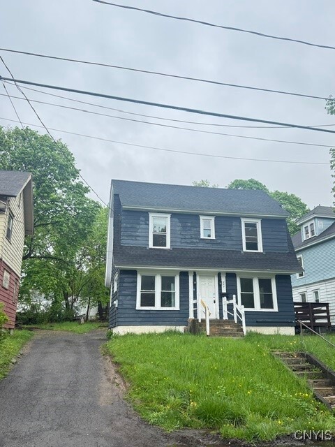 Primary Photo - 247 Genesee Park Dr