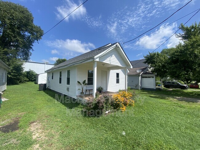 Foto del edificio - 160 Bend Farm Rd