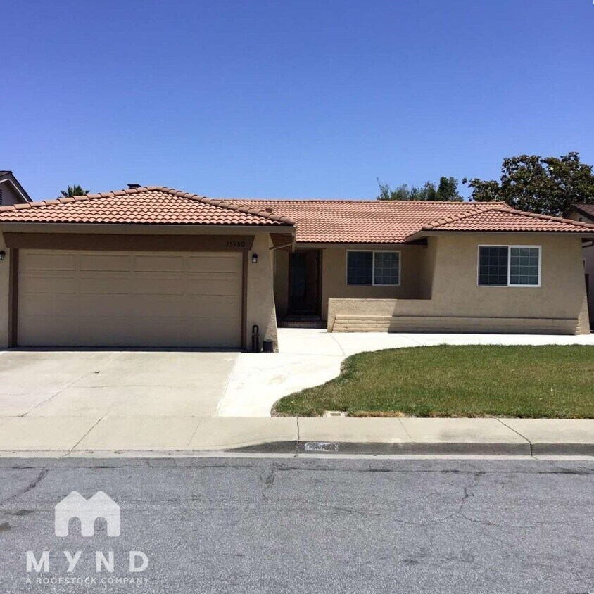 Foto principal - 35980 Blair Pl