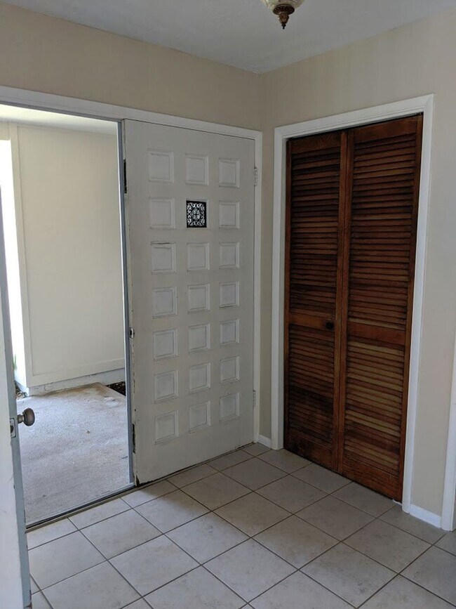 Foto del edificio - 323MUR