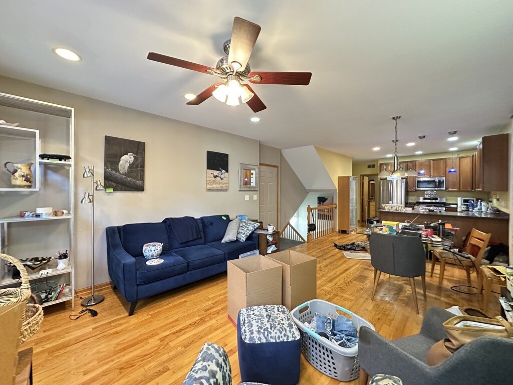 Foto principal - 934 W Leland Ave