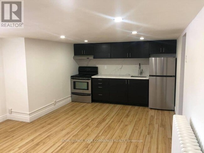 Photo du bâtiment - 1615 Woodbine Heights Blvd