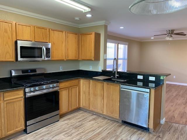 Foto del edificio - 1437 Thornhill Ln