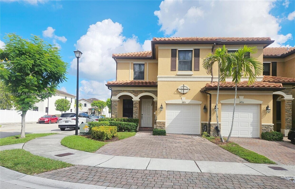 Foto principal - 3497 W 92nd Pl