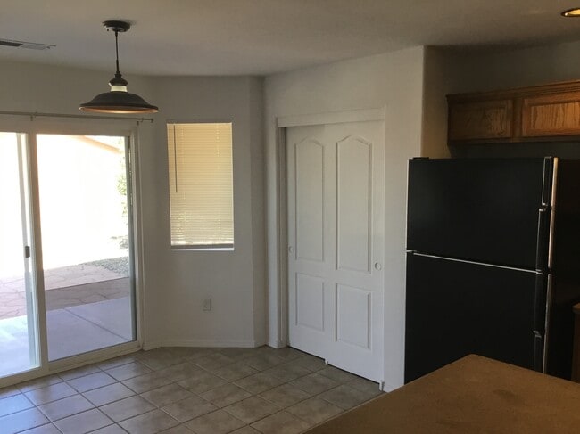 Building Photo - 3833 Oasis Springs Rd NE