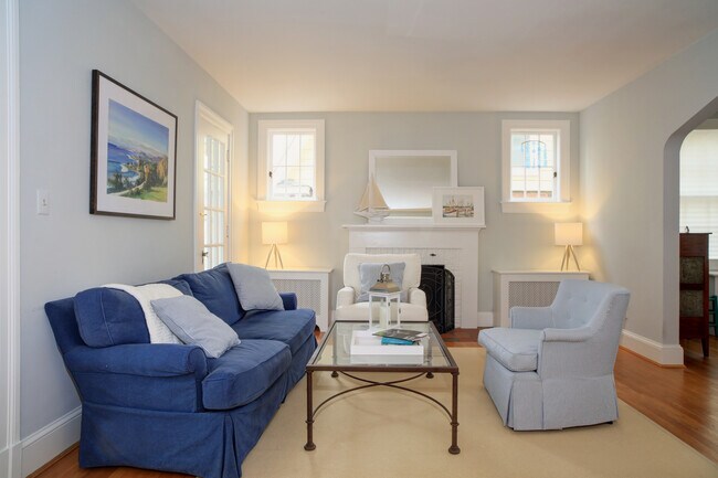 Building Photo - 5334 Nebraska Ave NW