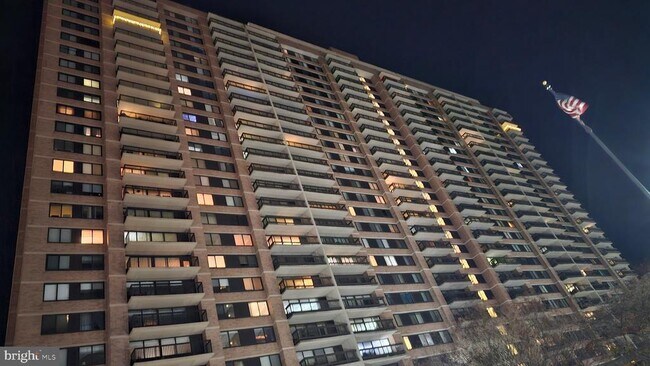 Building Photo - 5501 Seminary Rd