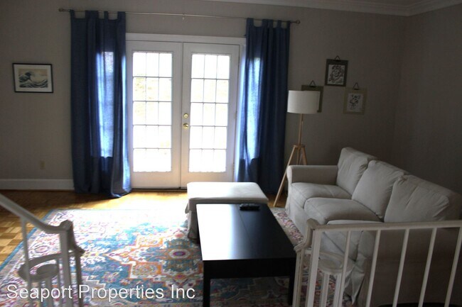 Building Photo - 2 br, 2.5 bath House - 510 Tobacco Quay