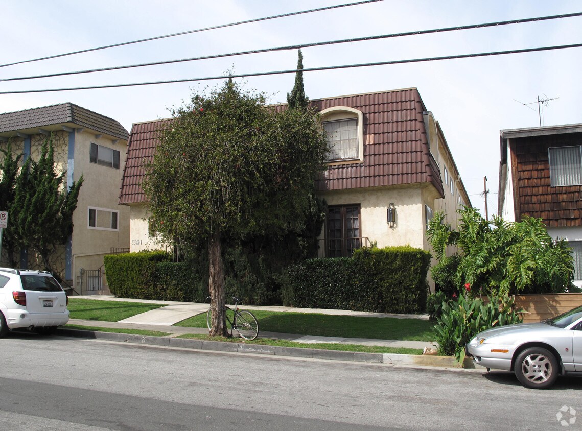 Foto del edificio - 501 Raymond Ave
