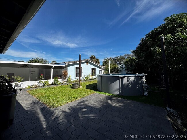 Foto del edificio - 4250 NW 9th Ct