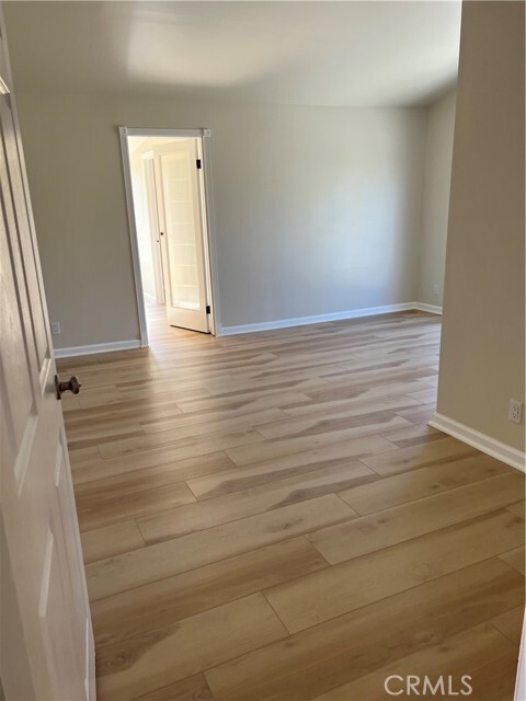 Building Photo - 5122 Linda Cir