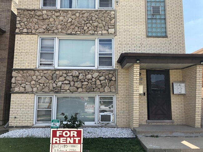 Building Photo - 2327 N 73rd Ave