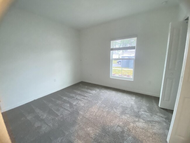 Building Photo - 3938 Willow Brook Drive