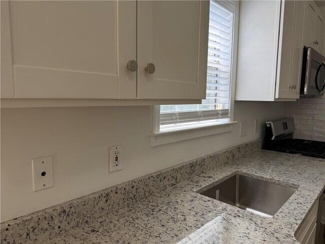 Foto del edificio - 2802 Pine Valley Way NW