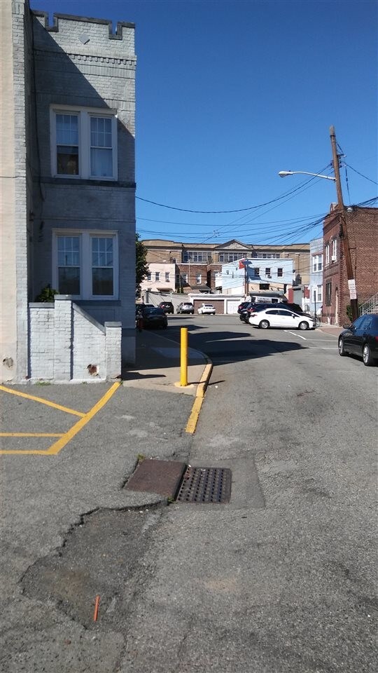 Building Photo - 6201 Durham Ave