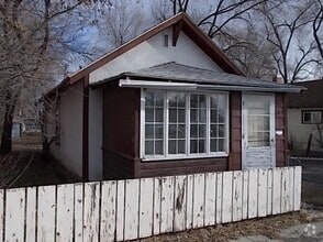 Building Photo - 209 S 26th St