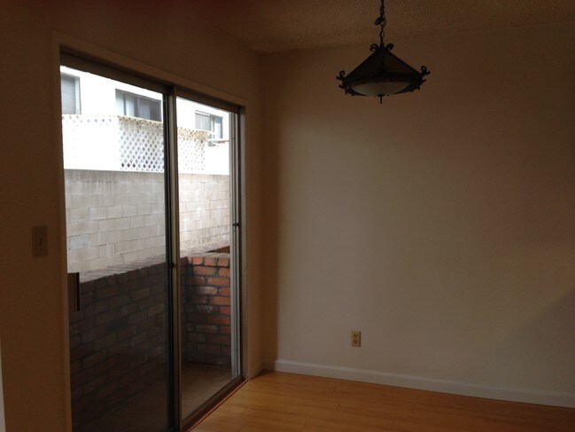 Foto del edificio - 1749 Butler Ave