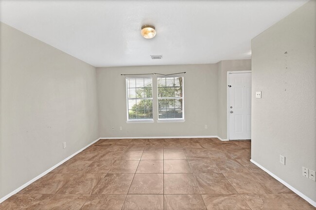 Building Photo - 935 Verde Trails Dr