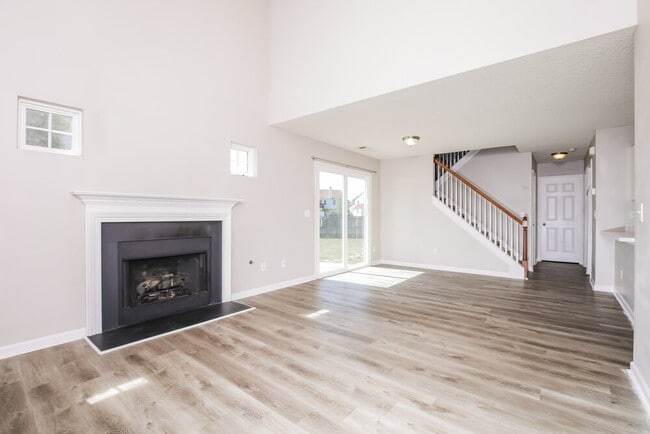Building Photo - 6004 Silkwater Ct