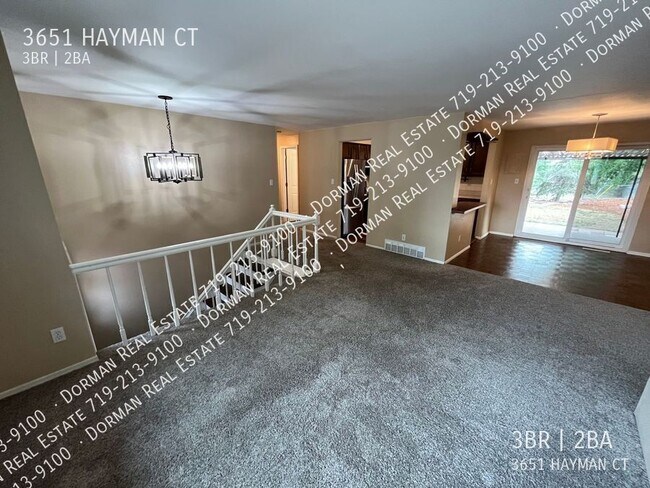 Foto del edificio - 3651 Hayman Ct