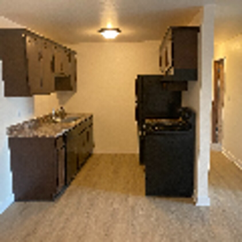 Foto principal - 7911 60th Ave