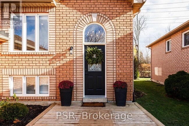 Building Photo - 53 Telfer Rd