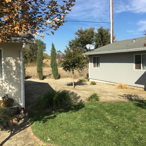 Building Photo - 8 Multi-Family Units + 1 Commercial Unit