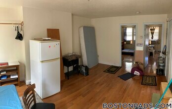 Building Photo - 2 Johnny Ct