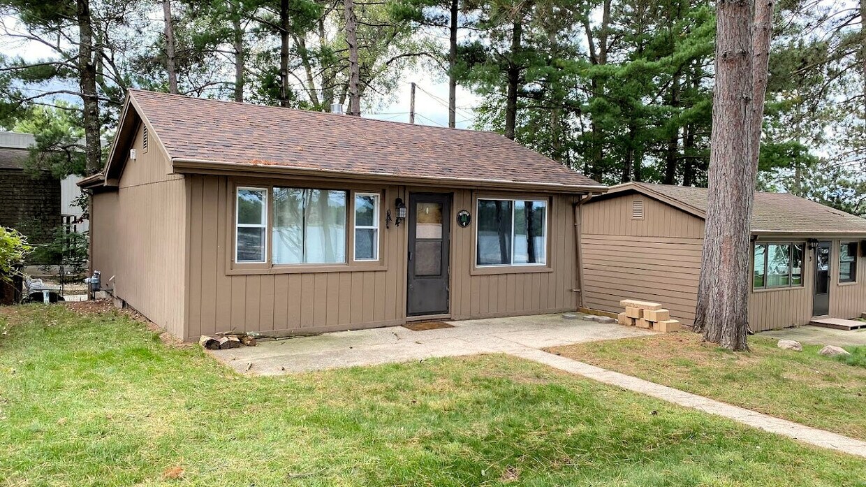 1151 Canyon Rd Unit 4, Wisconsin Dells, WI 53965 Condo for Rent in