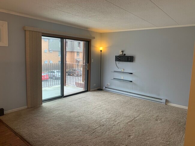 Building Photo - 655 Briar Hill Ln