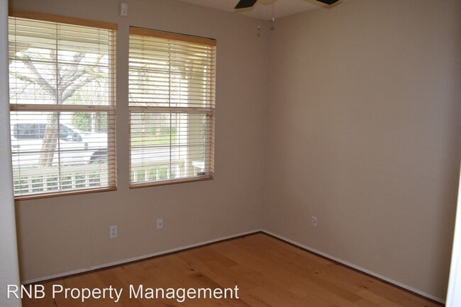 Building Photo - 3 br, 2 bath House - 5630 Lawler Street