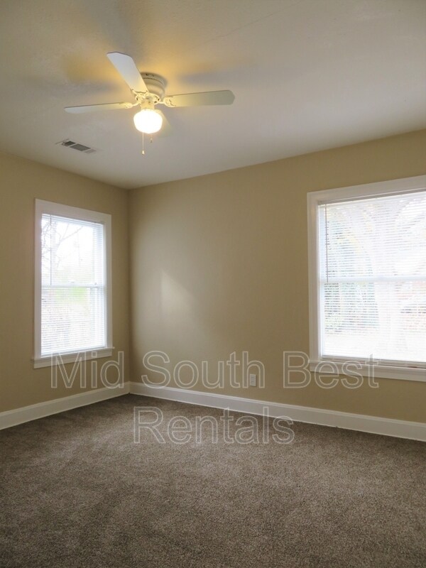Building Photo - 3405 Pryor St