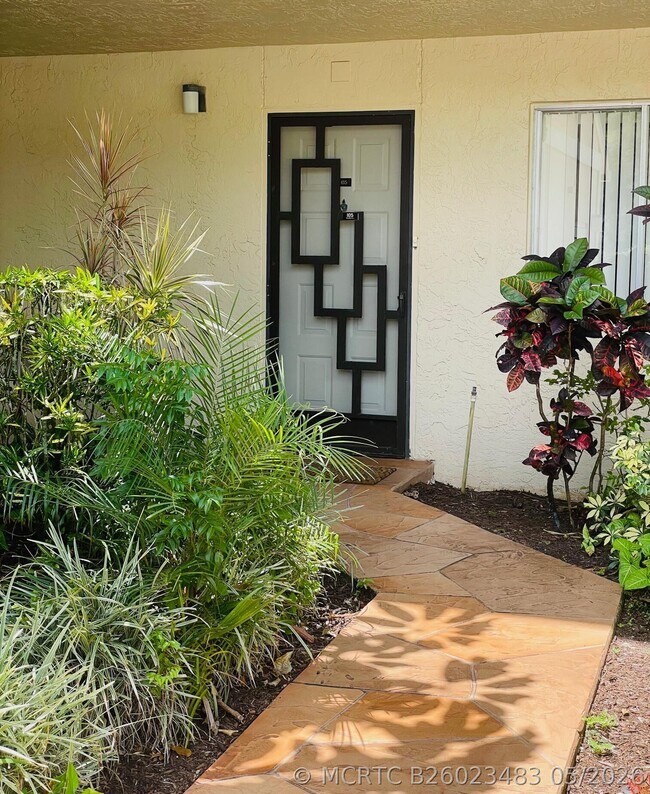 Foto del edificio - 7286 Huntington Ln