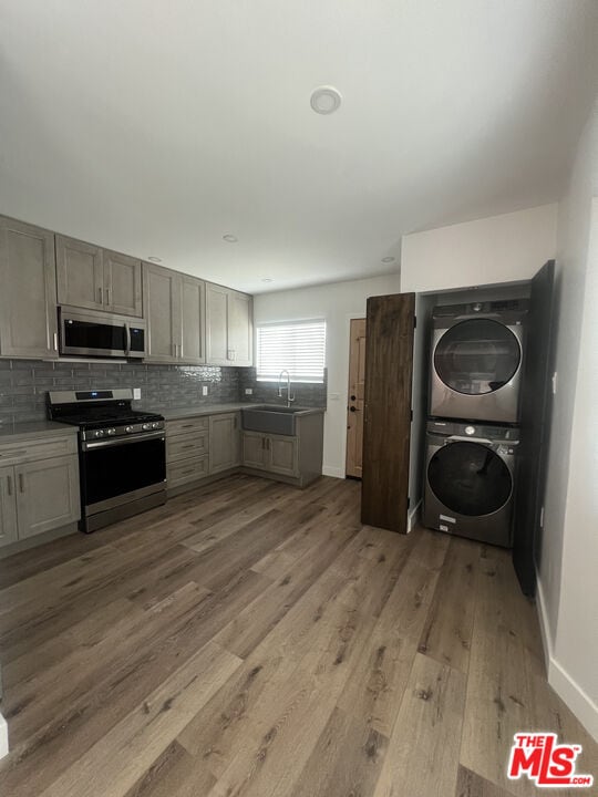 Building Photo - 3543 Homeland Dr