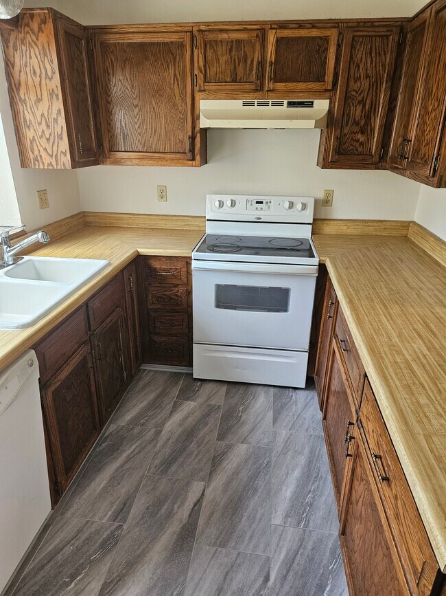 Foto del edificio - 6755 Mountain Top Ln