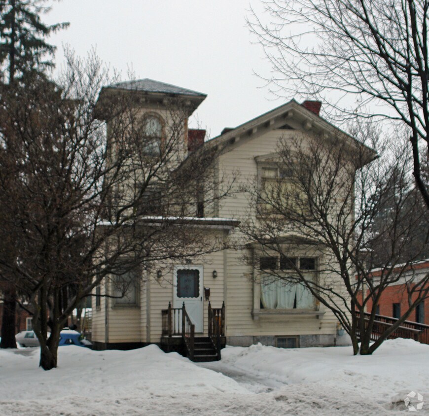 Foto del edificio - 416-418 Glen St