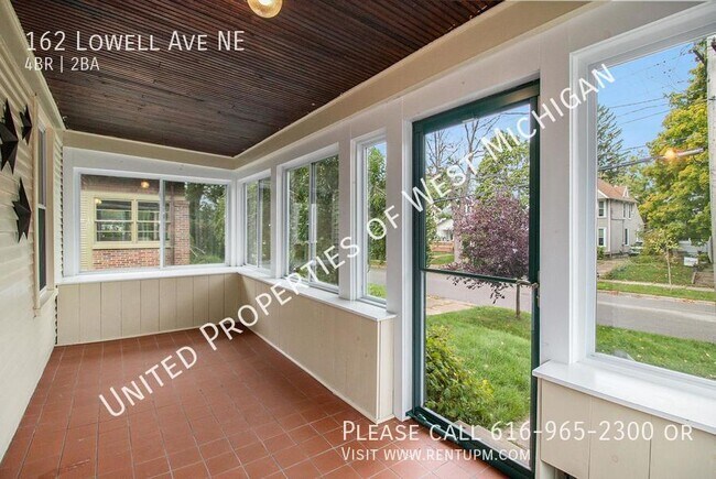 Foto del edificio - 162 Lowell Ave NE