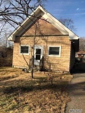 Primary Photo - 93 Cromwell Pl