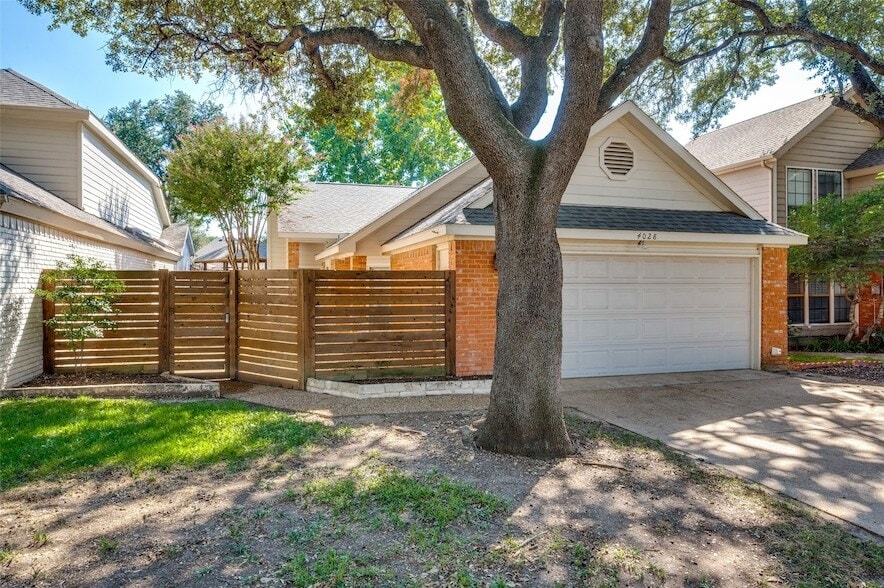 Photo - 4028 Rive Lane Unit