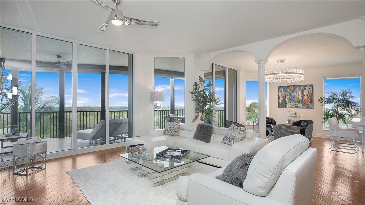 Foto principal - 23750 Via Trevi Way