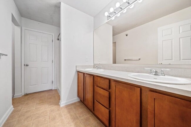 Building Photo - 108 Legato Dr