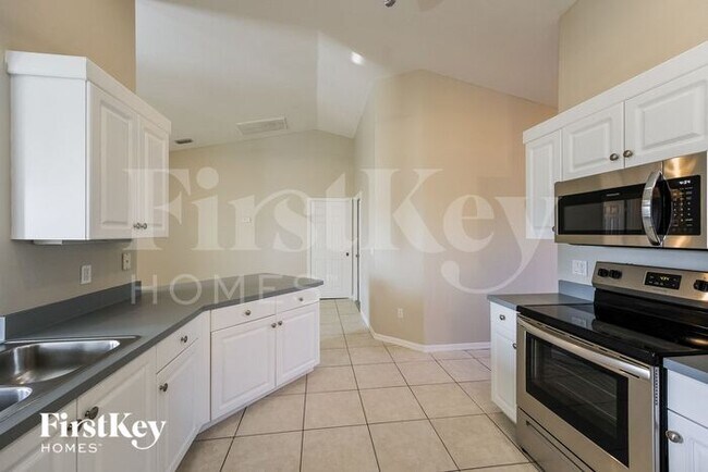 Foto del edificio - 1024 SE 5th Ct