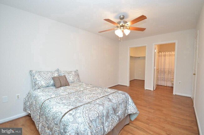 Foto del edificio - 7880 Waverley Mill Ct