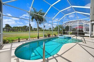 Building Photo - 4932 Worthington Cir