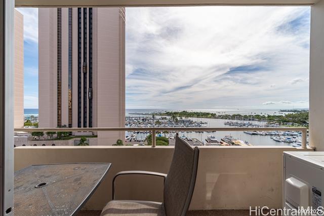 Foto del edificio - 1676 Ala Moana Blvd