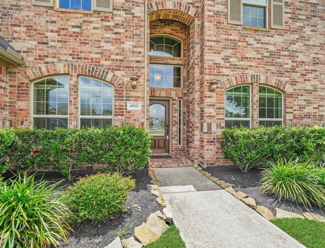 Foto del edificio - 4919 Blackwater Ln